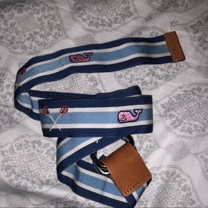 Vineyard vines belt